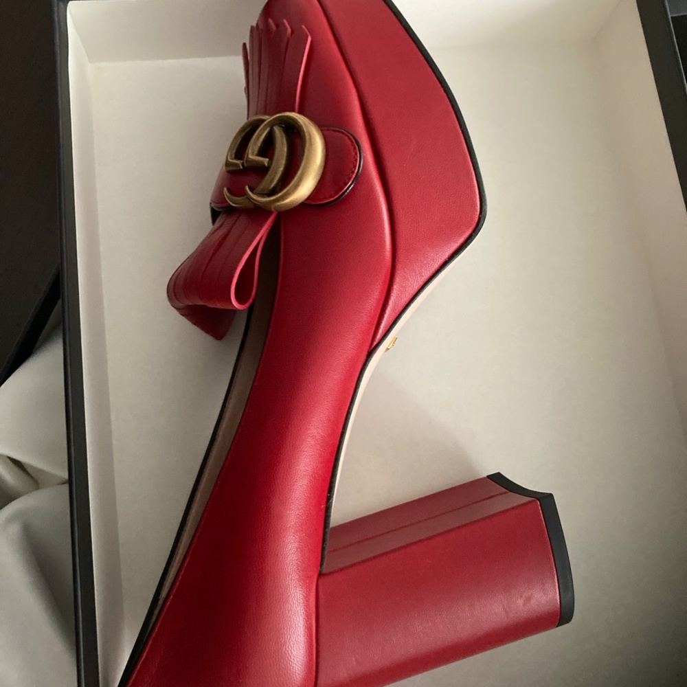 GUCCI GG Marmont Gucci Double G Fringe Leather 3in heel 1.2 in Platform Size 38